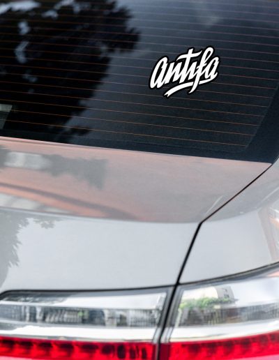 Antifa kiss cut samolepky