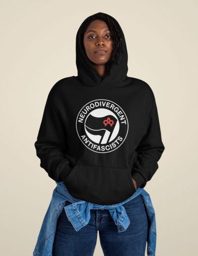 Neurodivergent Antifascists organická mikina s kapucí