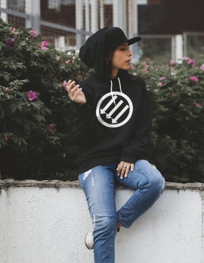 Iron Front organická mikina s kapucí